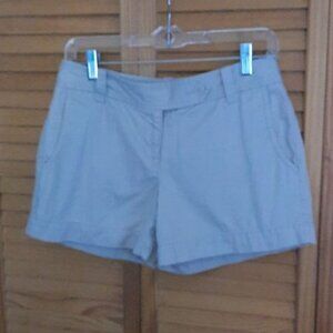 Ann Taylor Loft Cream Color Shorts Size 0